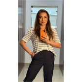 Blusa listra e furinhos - Ref.02501 - Off white/preto